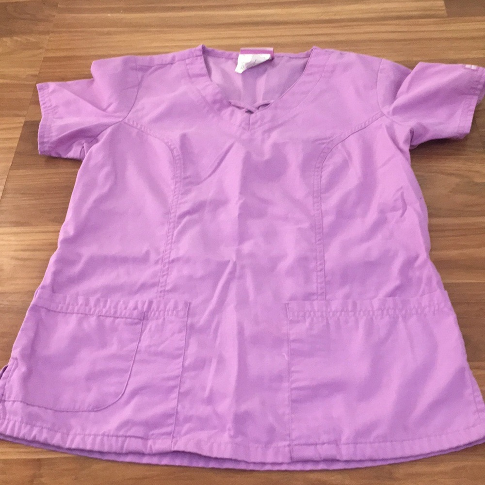 LAVENDER SCRUB SET WITH CROSS DESIGN IN FRONT